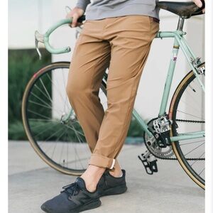 Zyia Active Men’s Dark Khaki Traveler Pant 34” Size XL